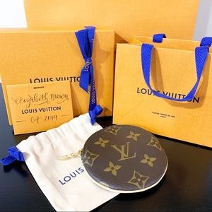 Louis Vuitton round coin purse